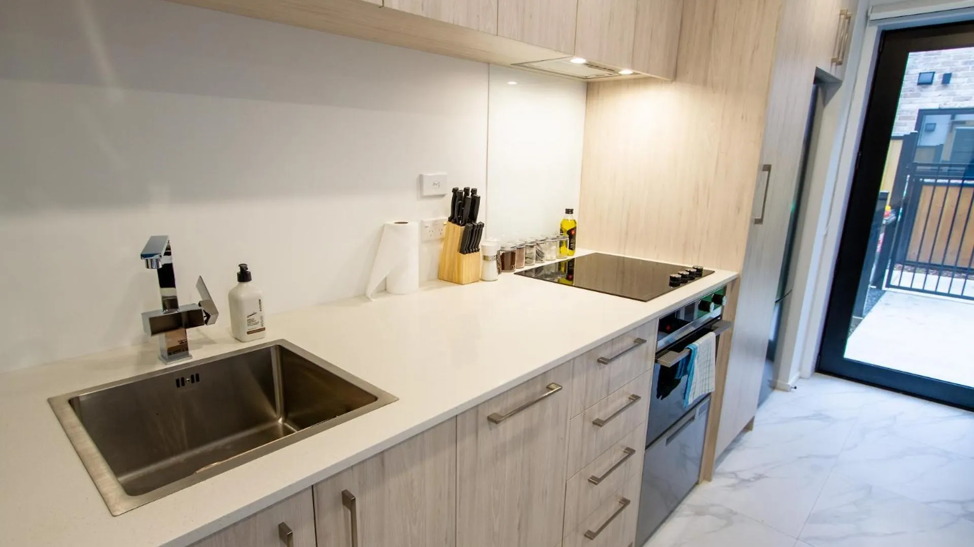 A Touch Of Luxury In Chch Cbd Apartment Christchurch