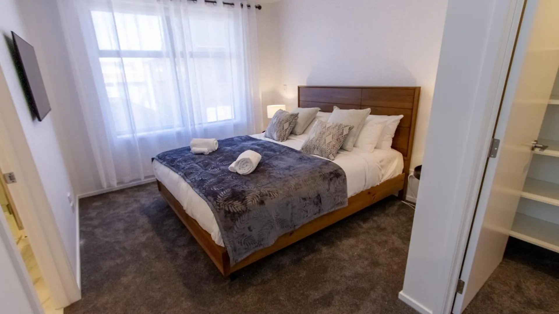 A Touch Of Luxury In Chch Cbd Apartment Christchurch 0*,